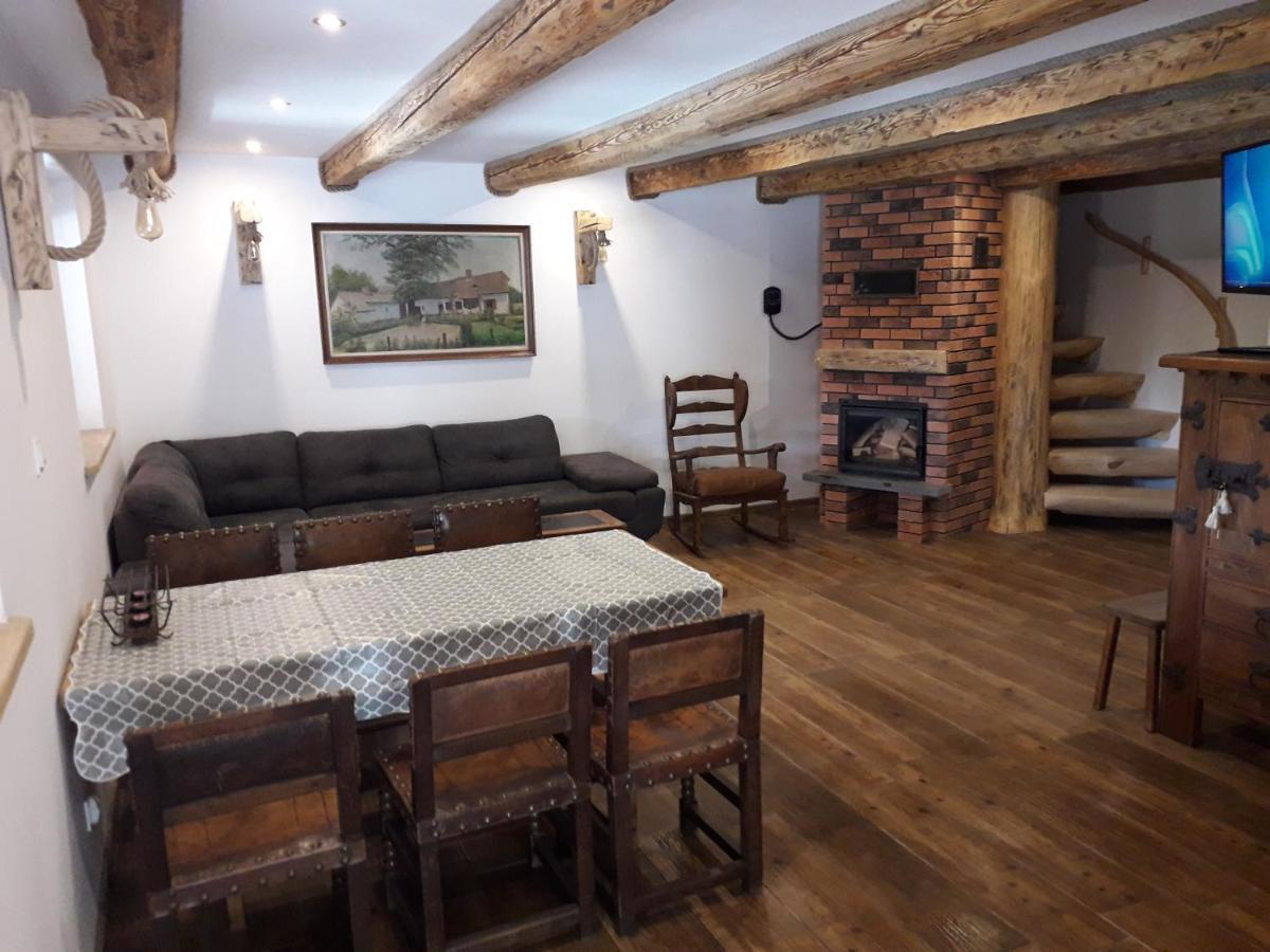 Jaskowa Chata Bieszczady Apartament Z Basenem Baligród Exteriör bild