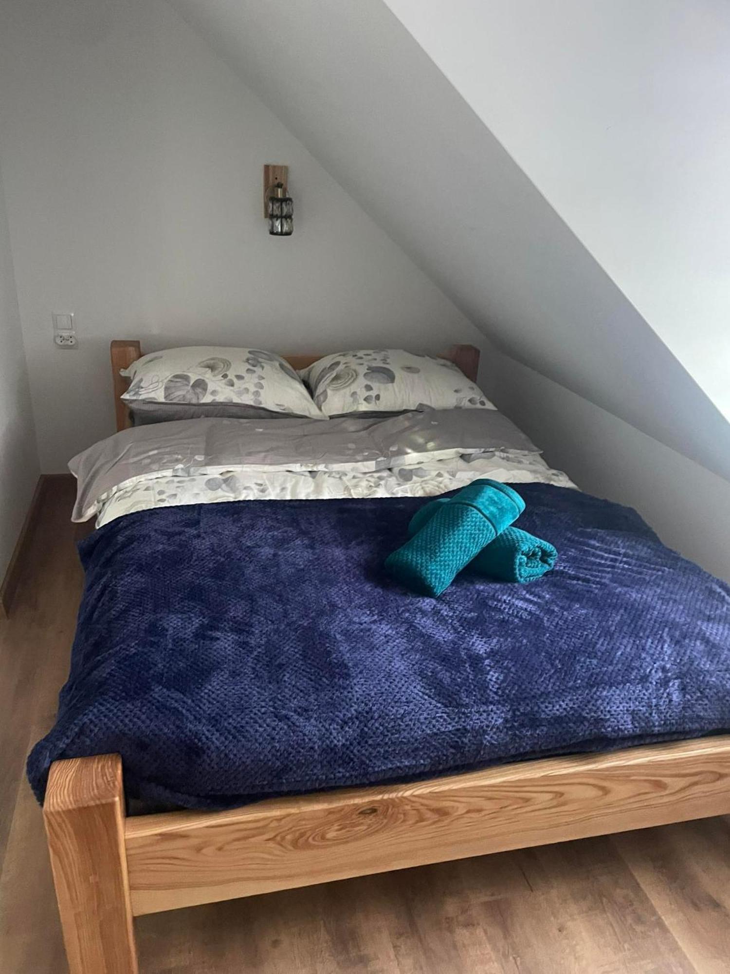 Jaskowa Chata Bieszczady Apartament Z Basenem Baligród Exteriör bild